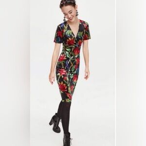 Zara velvet floral print black bodycon midi dress Medium NWT Trafaluc